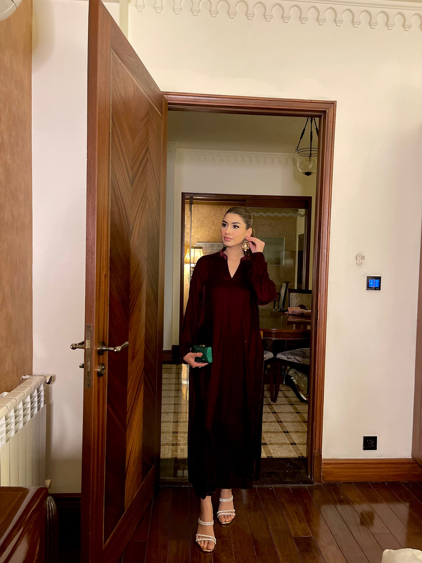 AZ - (10) Deep Maroon