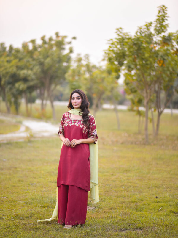 Elaina (01) Luxurious Threadwork Dress